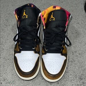 Air Jordan 1 Mid SE Sneakers - Black/White/Gold with Multicolor Collar